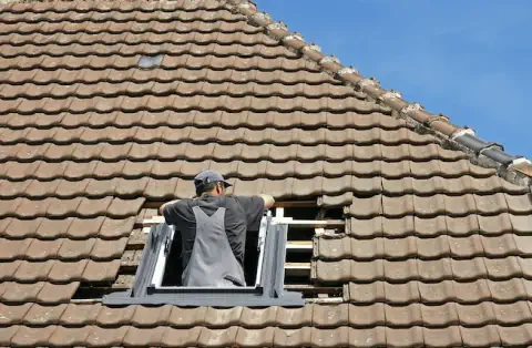 Pose de velux - Dampierre-en-Yvelines
